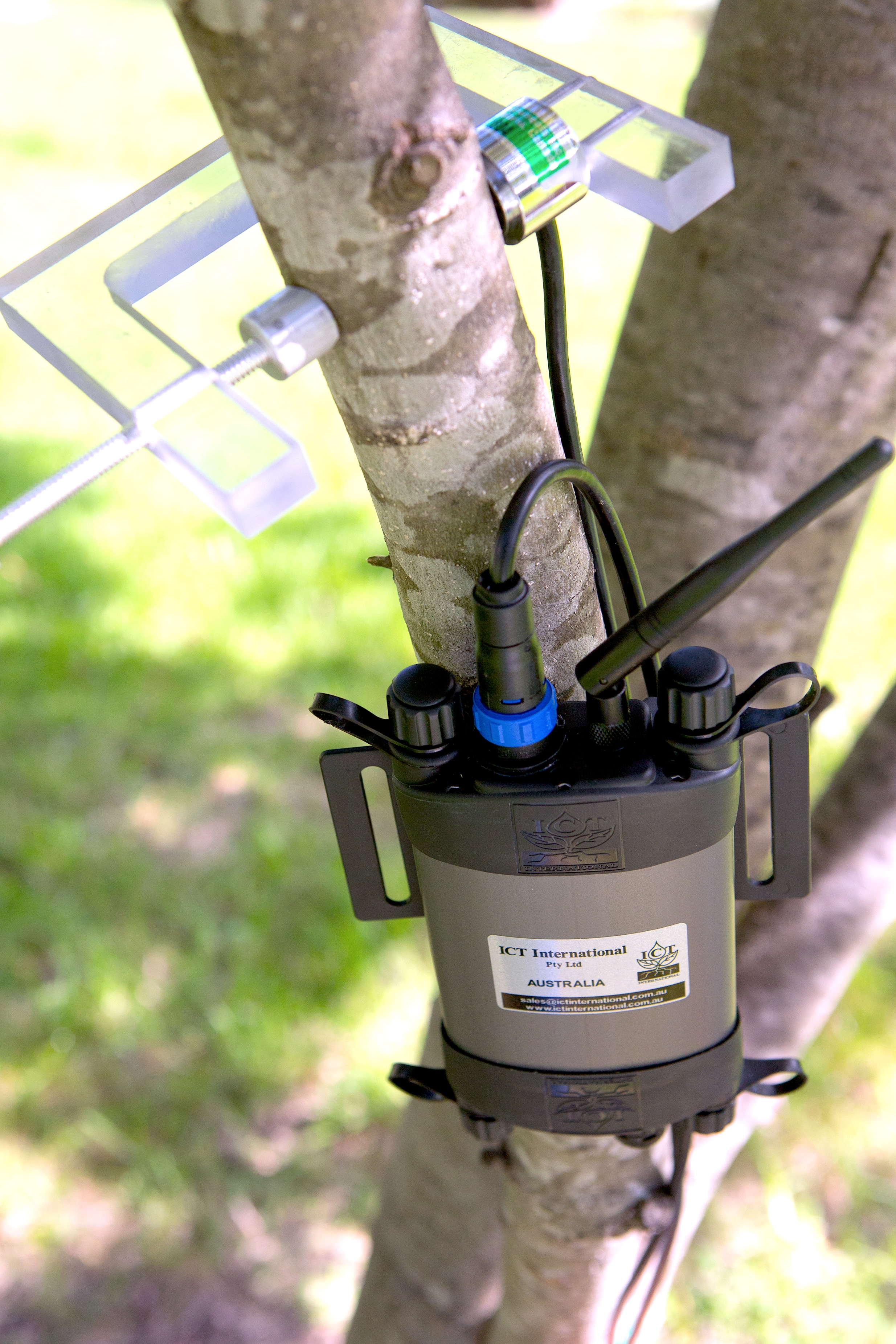 PSY1 Psychrometer (Stem & Leaf) for plant water potential